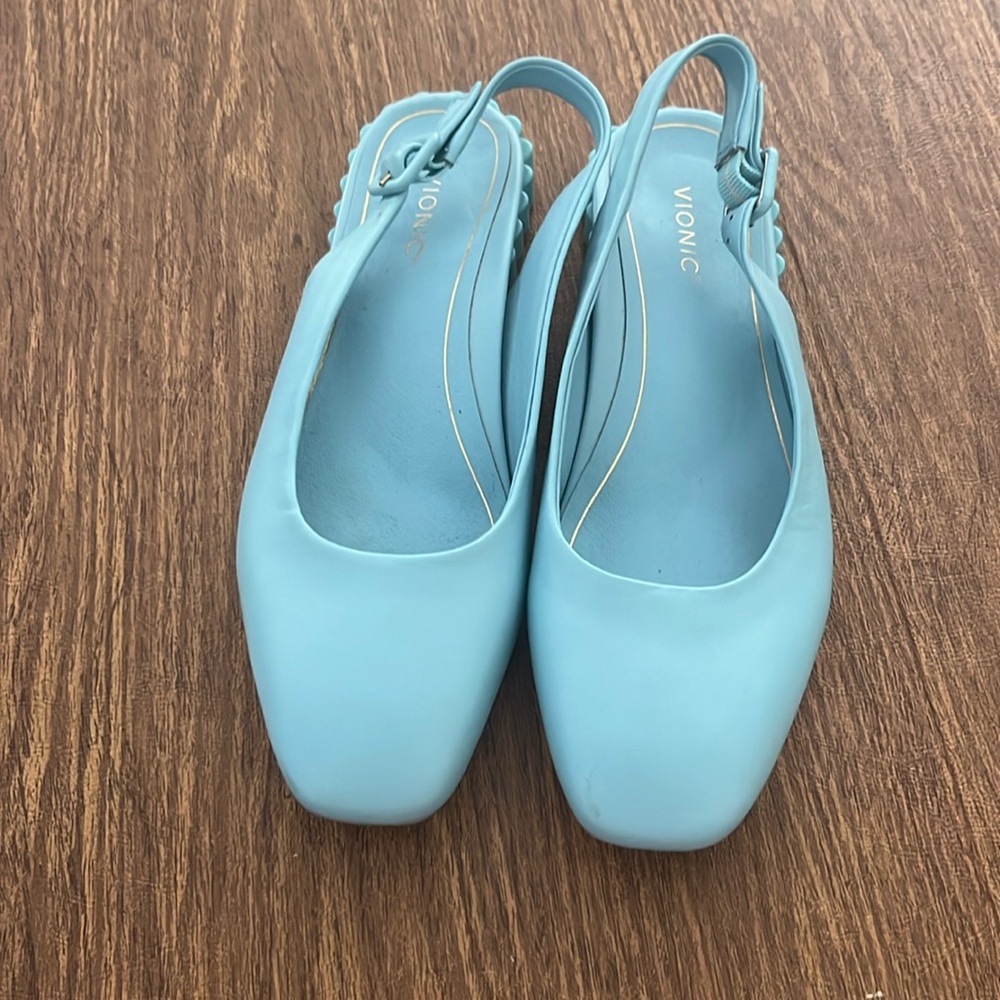 Vionic Women's Light Blue Loafers